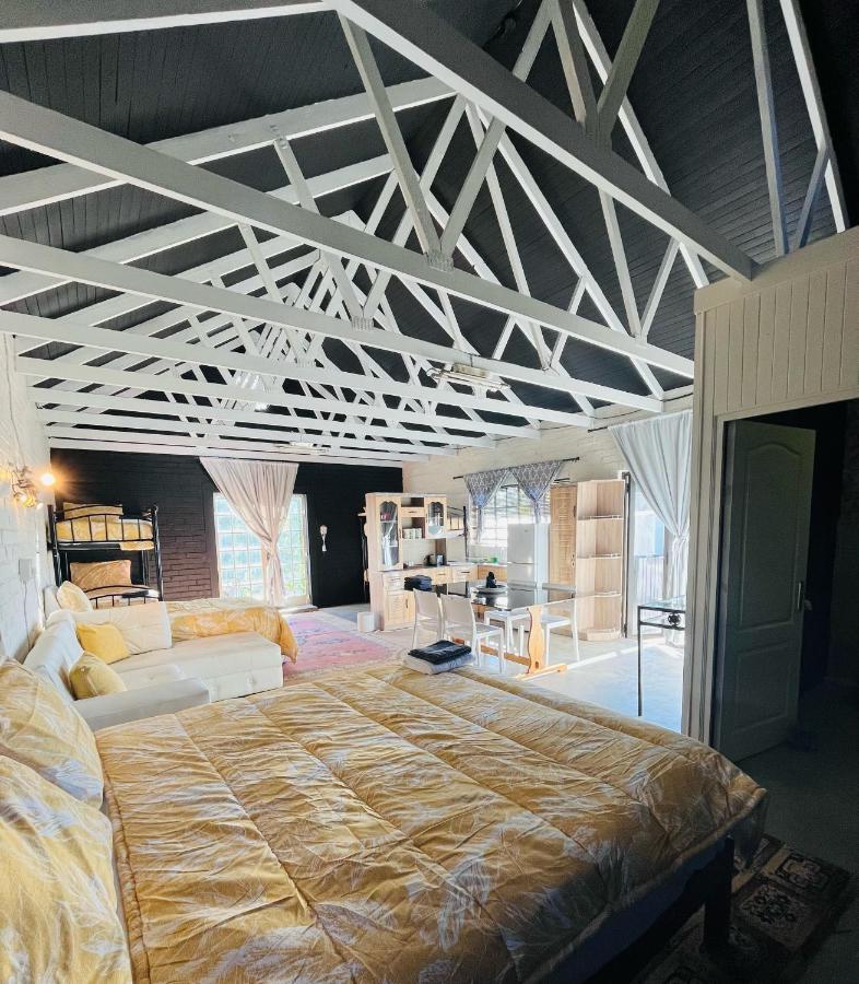 The Gallery Lounge พ็อตเชฟสตรูม ภายนอก รูปภาพ